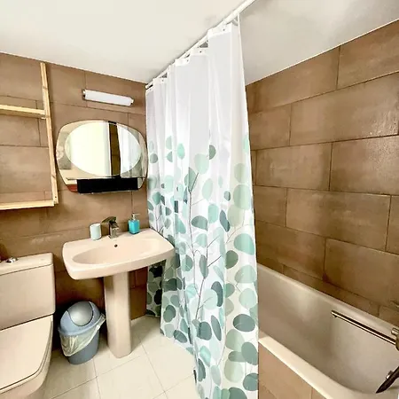 100 M To The Sea La Vie 3 Bedroom דירה *